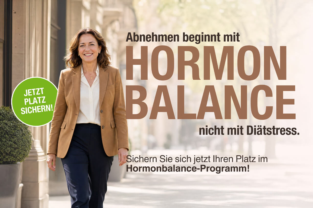 Werbegrafik f&uuml;r ein &bdquo;Hormonbalance-Programm&ldquo; mit einer l&auml;chelnden Frau im Blazer und Aufschrift &bdquo;Abnehmen beginnt mit HORMONE BALANCE nicht mit Di&auml;tstress&ldquo;
