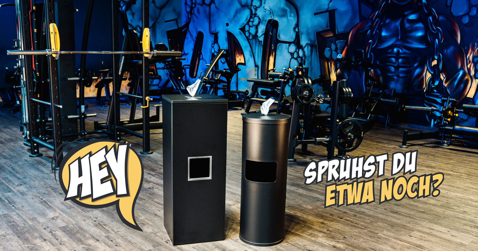 Zwei Hygienespender von Optimum11 in einem Fitnessstudio