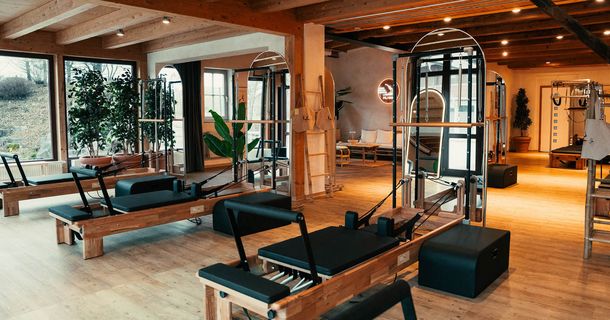 Pilaref: modernes Reformer-Pilates-Gesamtkonzept