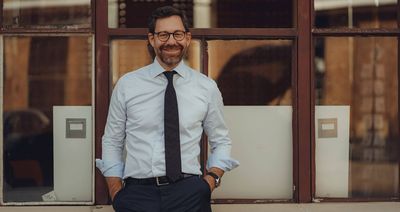 In der Fitness- und Physio-Branche ist die Trennung zwischen unternehmerischer Strategie und der persönlichen Verfassung der Inhaber oft fließend. Selbst bei klaren Wachstumsstrategien können innere Blockaden den Erfolg verhindern, weiß Business- und Life-Coach Francisco Fiala. 