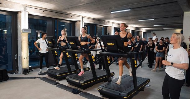 Teilnehmer bei RUN X Challenge von Technogym und World Athletics 
