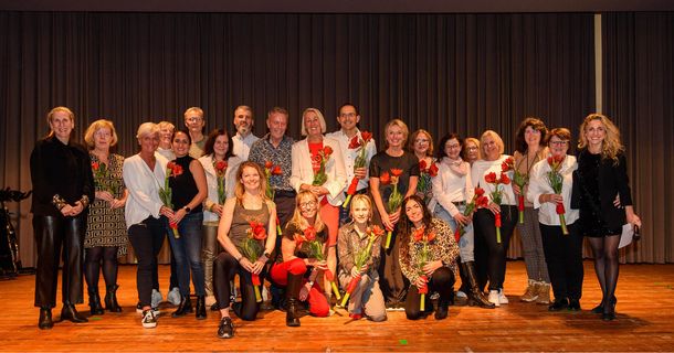 Mitarbeiter des Gymnasion auf der Bühne