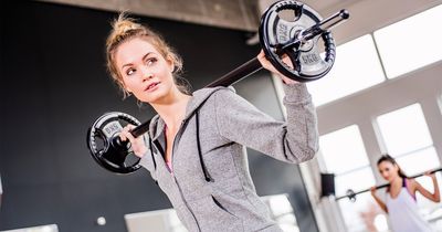 Der vor zwei Jahren ins Leben gerufene Fitnesswissenschaftsrat kommt am 26. Oktober 2023 zum bereits siebten Mal in einem öffentlichen Online-Event zusammen. Dabei widmen sich die prominenten Referenten dem breiten Feld der Female Fitness.