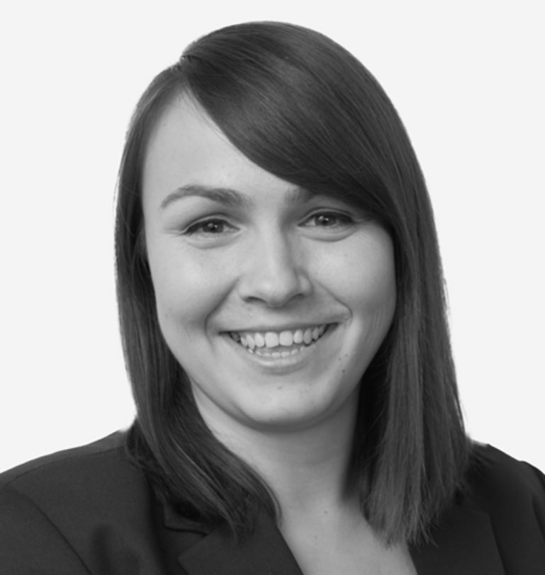 Alexandra Höll