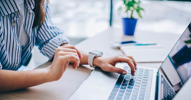 Was ändert sich im Arbeitsrecht für Praxisinhaber? Dafür veranstaltet ETL ADVISION am 22. Oktober 2025 um 13:00 Uhr ein kompaktes Live-Update mit den Expertinnen Janine Peine (Steuerberaterin) und Katrin-C. Beyer, LL.M. (Fachanwältin für Medizinrecht). 