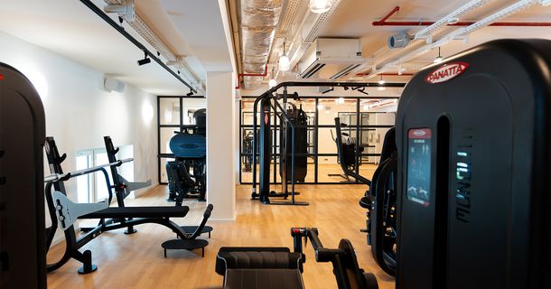 Geräte von Panatta im Panatta rüstet "Le C Club Fitness & Spa"