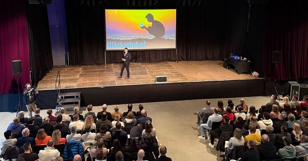 Bühne in der Rohrmeisterei Schwerte bei der Physio.Connect