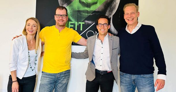 Peter Leisten und Markus Kreißl freuen sich über die Verlängerung ihrer Partnerschaft bis 2027