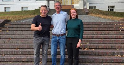 Alexander Benker, Geschäftsführer INJOY QUALITY GmbH, Burkhard Westermann, ehem. Betreiber INJOY Ratingen, Frau Wöstemeyer, Lafayette Mittelstand Capital v. l. nach Vertragsunterzeichnung INJOY QUALITY GmbH übernimmt das INJOY Ratingen