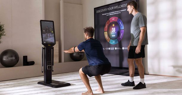 Training mit KI-gestützte Analysestation Technogym Checkup 