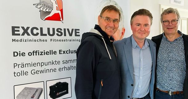 Dr. Hartmut Wolff, CEO Dr. WOLFF, Christoph Sala, CEO Exclusive - Medical Fitness GmbH, Busso Herlemann, Vertriebsleitung Dr. WOLFF Physiotherapie/Reha (v. l.)