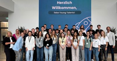 Zum 1. September begrüßt die opta data Gruppe in Essen 30 neue Auszubildende und Dualstudierende