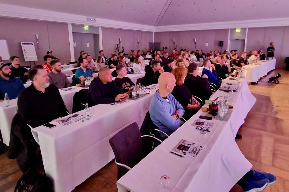 Publikum auf dem AIRIS-Event