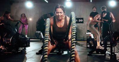 Fitnessstudiomitglieder bei Functional Training