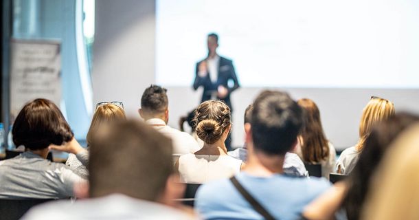 Das Bündnis Therapieberufe an die Hochschulen fordert vom Deutschen Bundestag eine esetzliche Grundlage für eine flächendeckende hochschulische Ausbildung in den drei Therapieberufen Ergotherapie, Logopädie und Physiotherapie