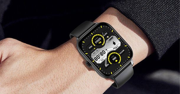 PW-600.ai-Smartwatch am Handgelenk