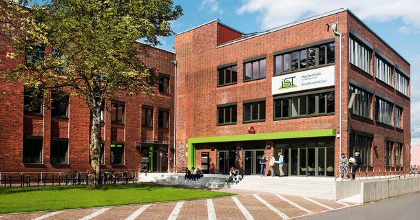 „Tag der offenen Tür“ an der IST-Hochschule