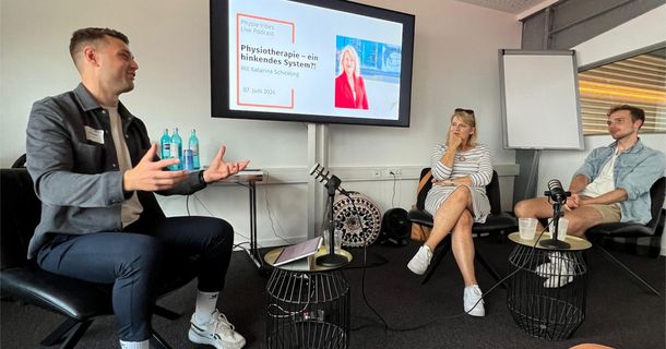 Zu Gast beim Live Podcast Physio Vibes war Journalistin Katarina Schickling.