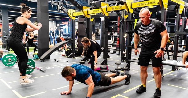 NAOMI FITNESS DESIGN präsentiert: 10XTRAINING 
