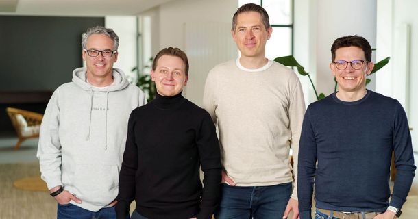 Daniel Hanelt, CEO Sport Alliance links und die Vernatwortlichen von PerfectGym 