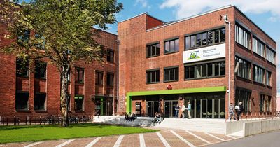 Gebäude des IST Studieninstituts