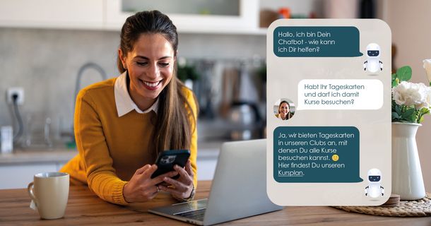 Eine Frau steht in der Küche mit einem Smartphone in der Hand und rechts wird ein Chat angezeigt