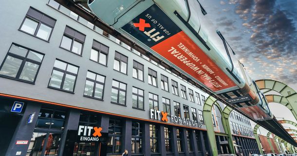 Außenansicht des FitX Wuppertal