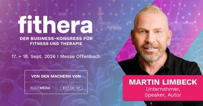 Bild von Martin Limbeck, der auf der fithera eine Keynote hält