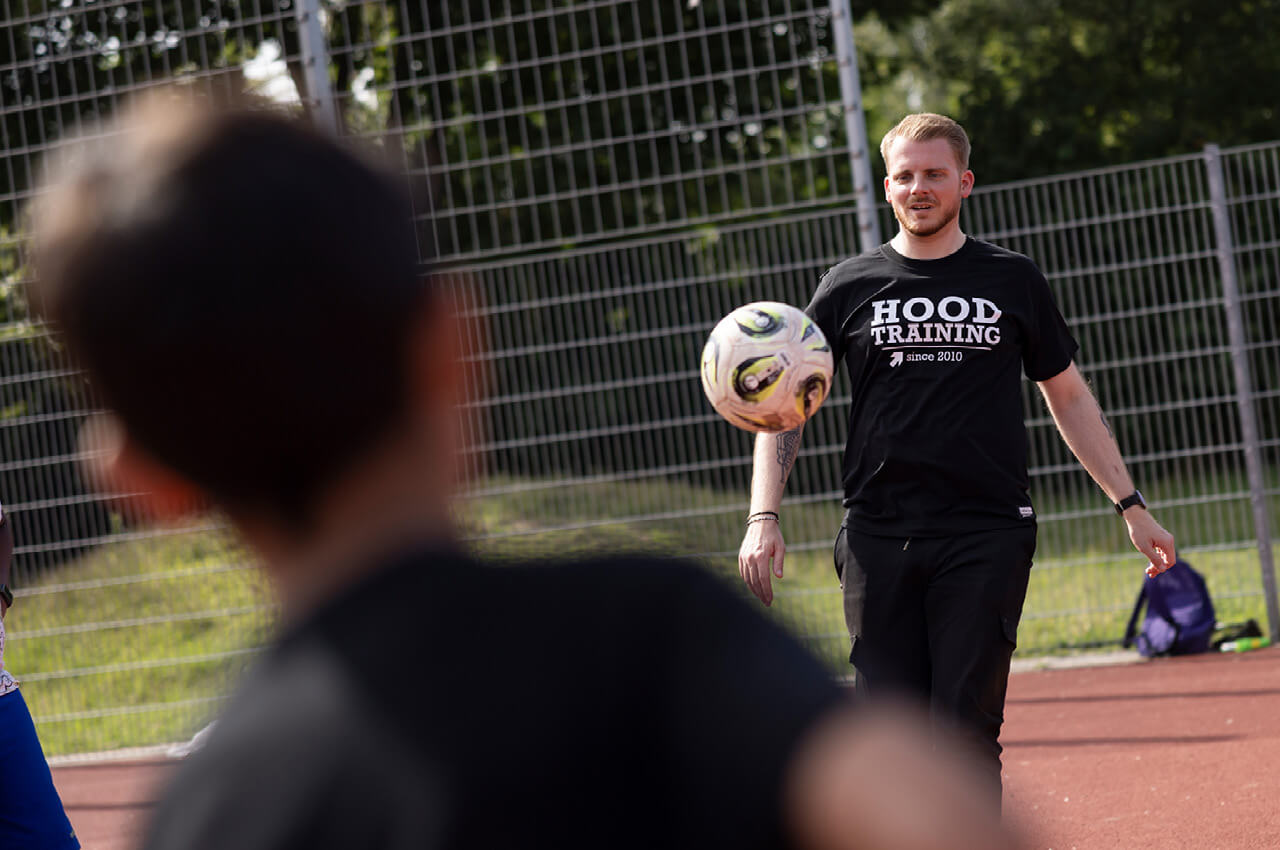 Tim Kl&uuml;ssendorf beim Fu&szlig;ball