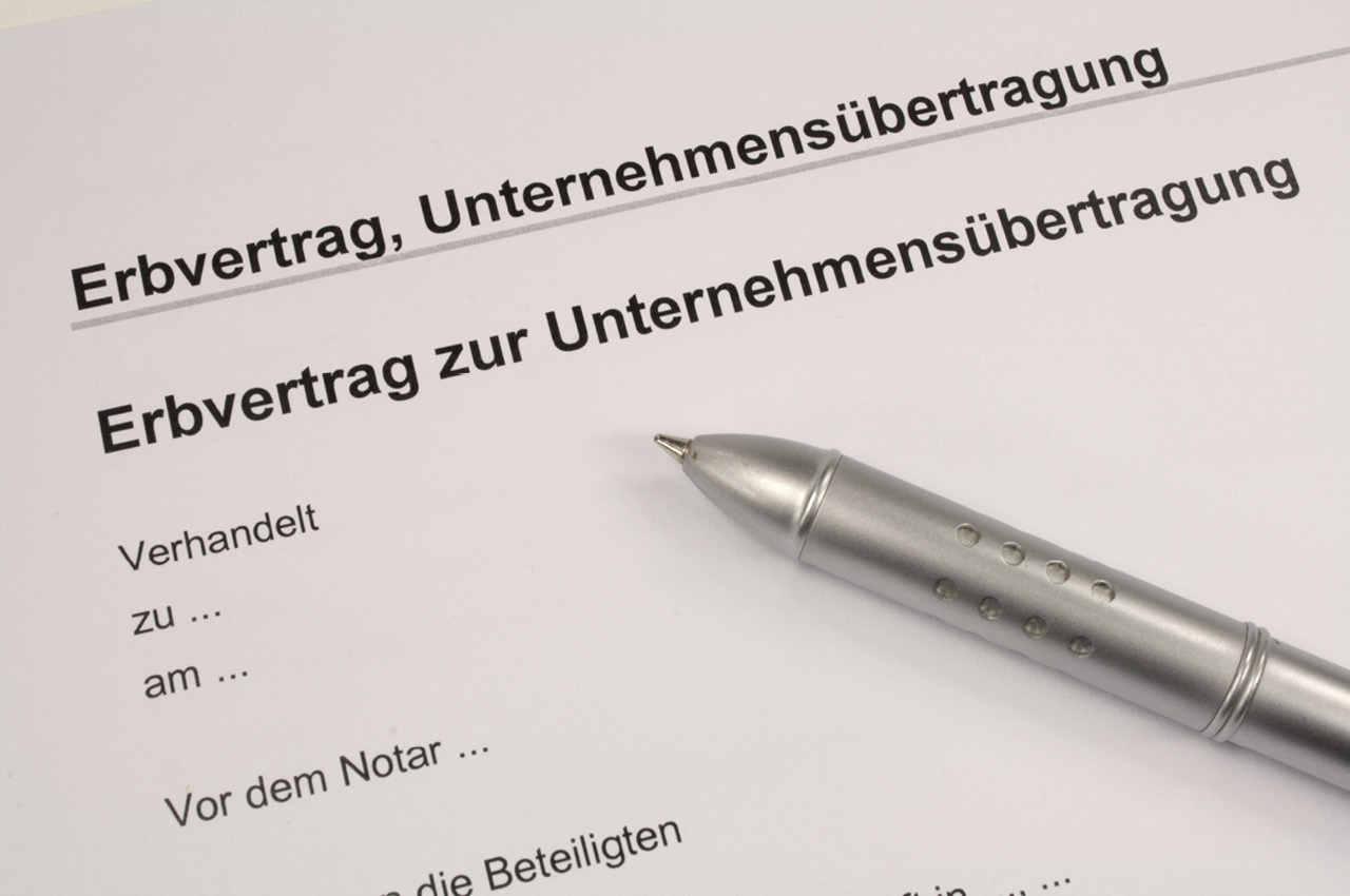 Ein Vertrag für Unternehmensübertragung