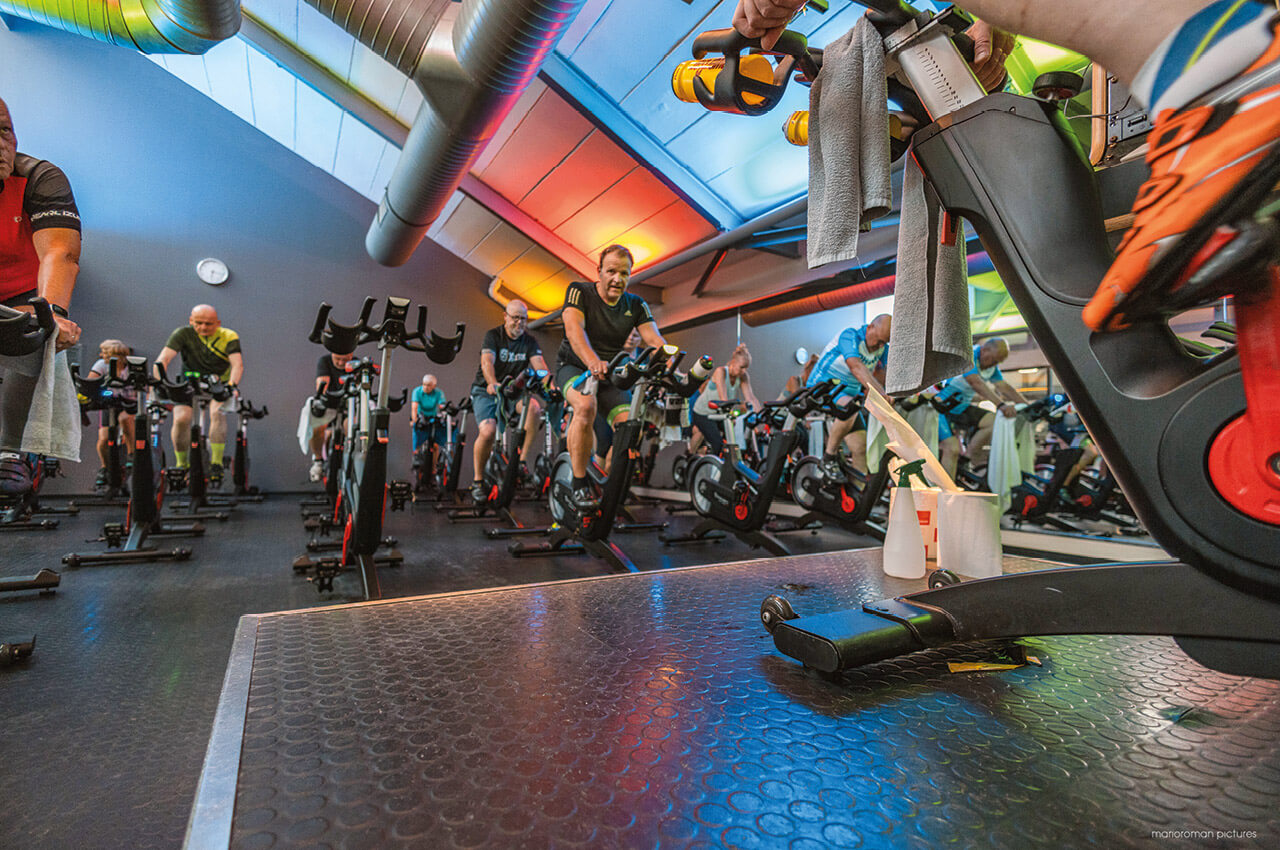 Der Cycling-Raum im ELIXIA Hamburg