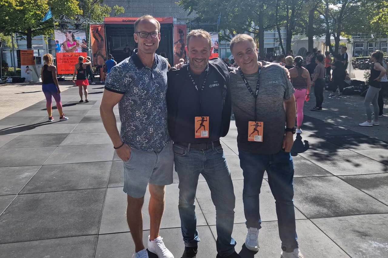 Conny Wilser auf dem IFAA Festival mit Max Barth und Martin Schnetz